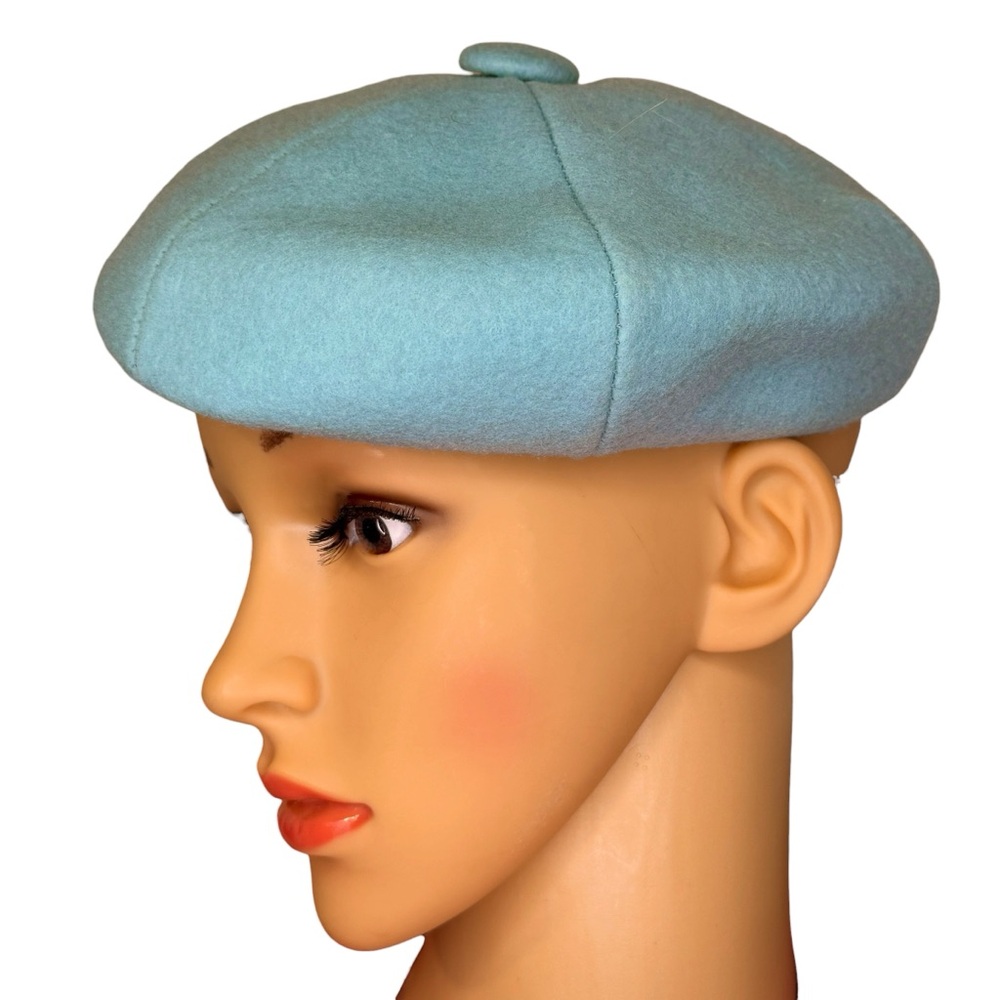 Vintage Leader mfg Co Classic Light Blue Wool Beret